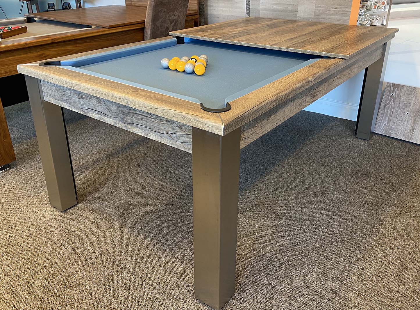 Semi-covered pool table